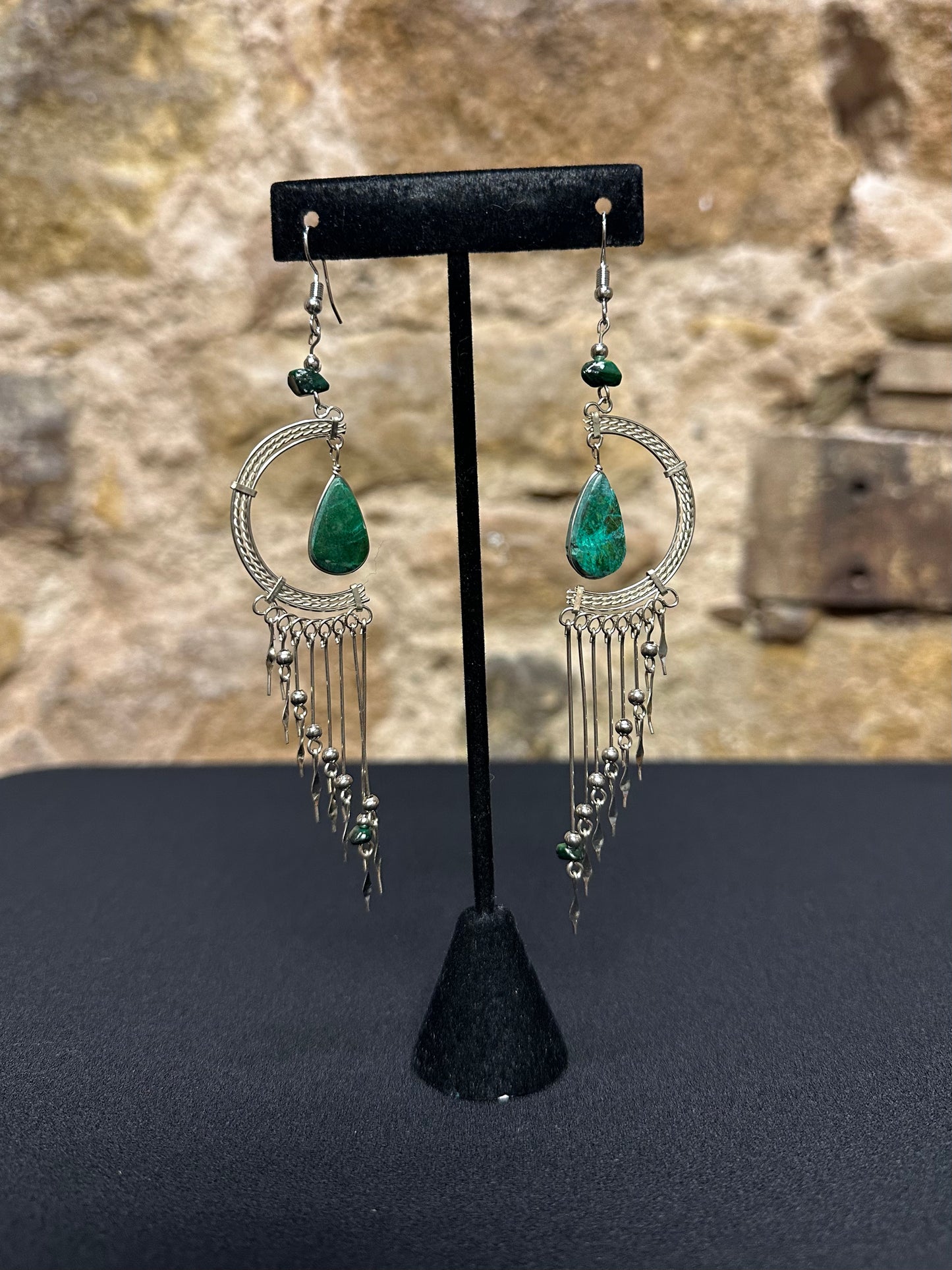 These beautiful hand made half moon silver earring with an authentic stone will bring a smile to your face especially when you are picking a pair of earrings to wear every day or for an occasion. Style them in the way you love most.